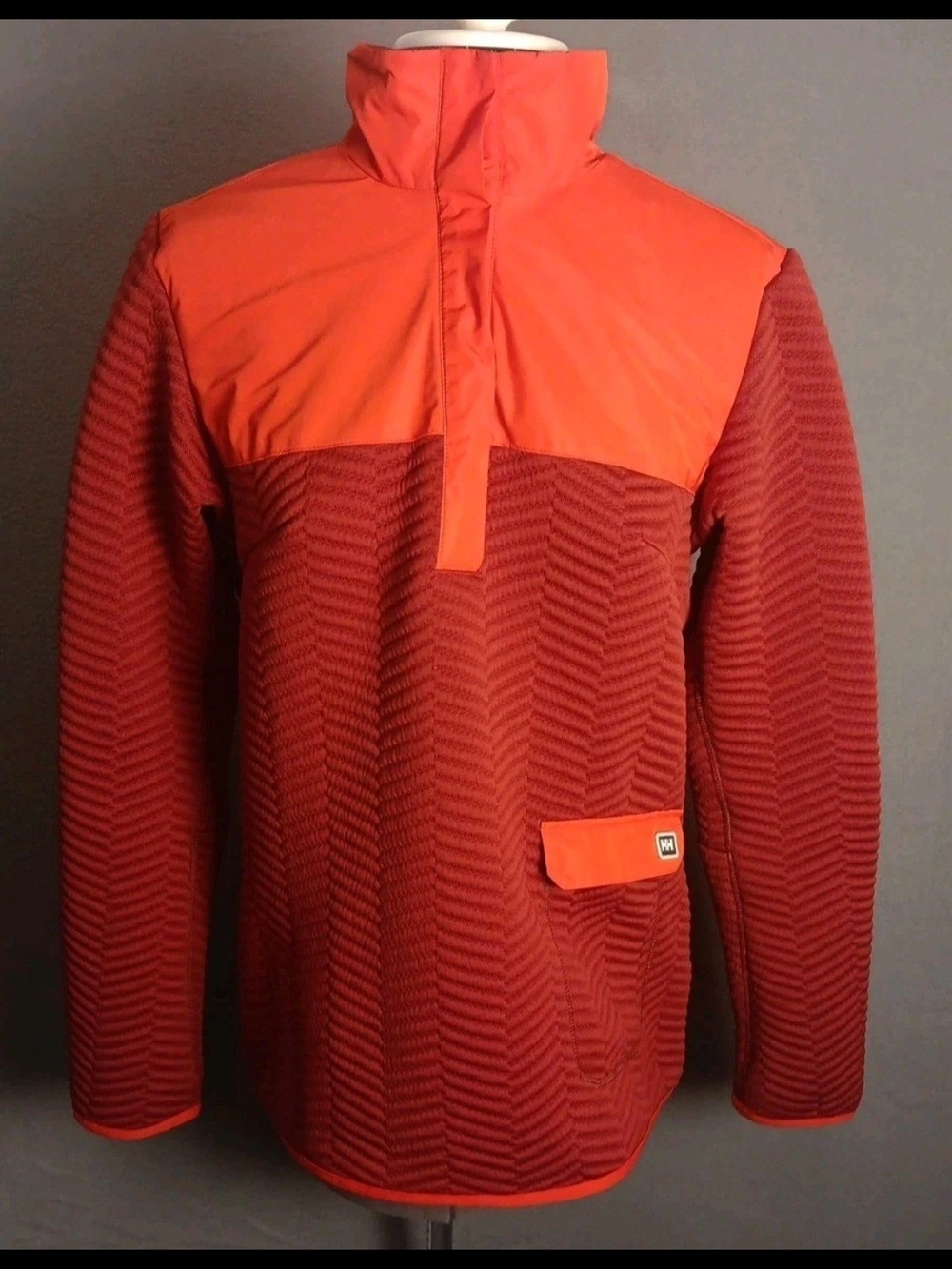 Helly Hansen Men’s Red and Orange Mixed-Media Pullover Jacket